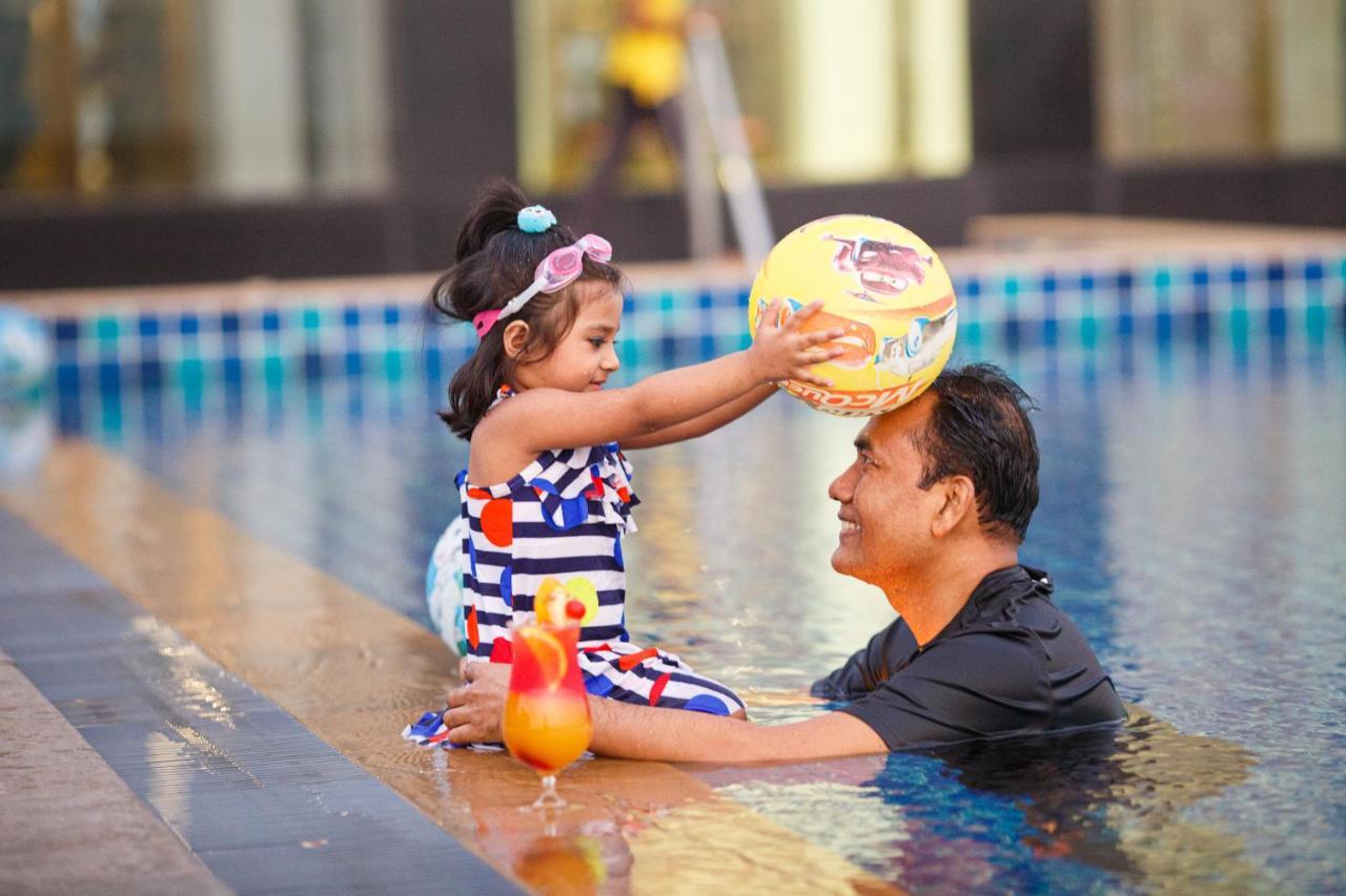 Holiday Inn Dhaka City Centre By Ihg Kültér fotó